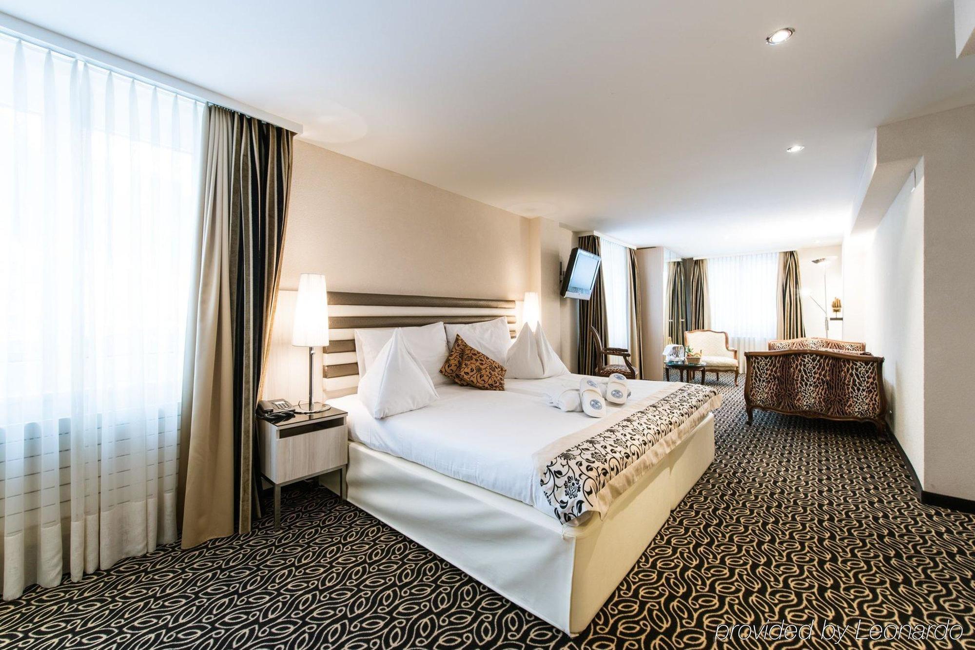 Posthotel Holiday Villa Ароза Экстерьер фото
